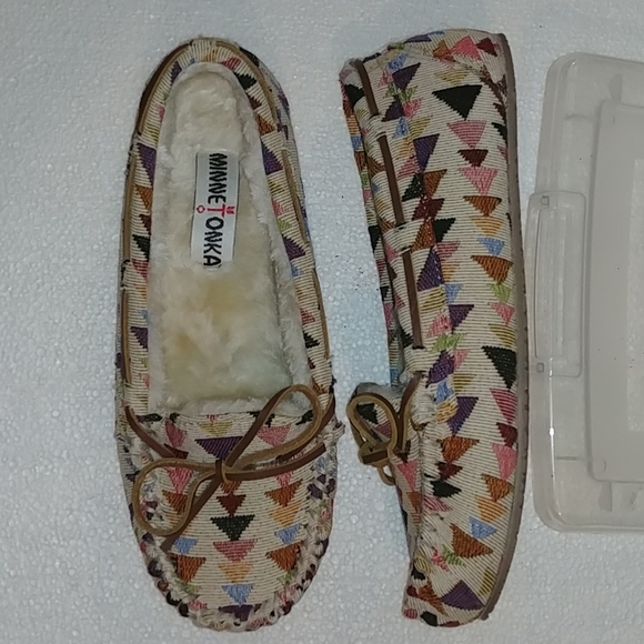 MinnieTonka slippers - Picture 2 of 3